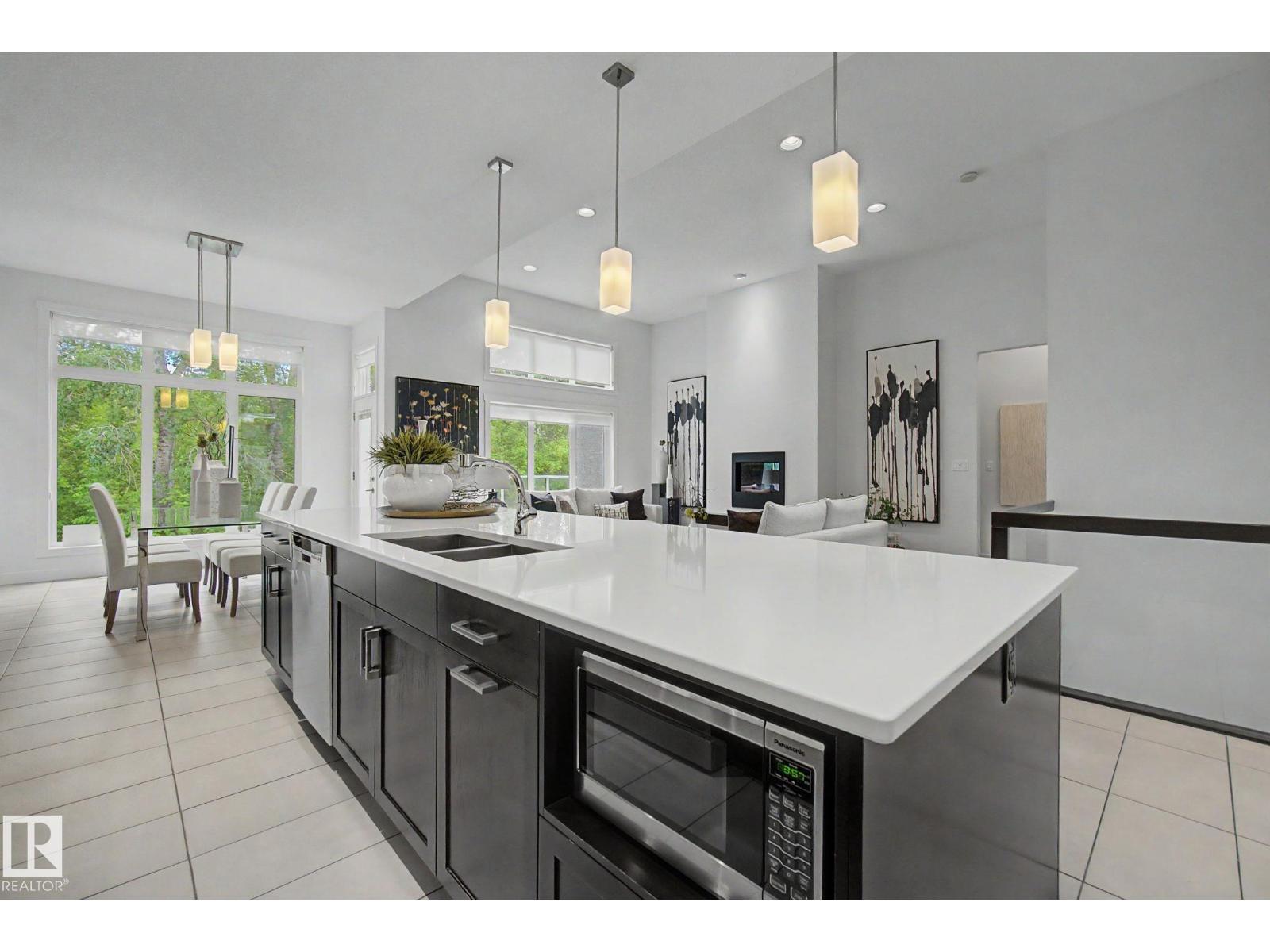 14 LOISELLE WY — photo 10