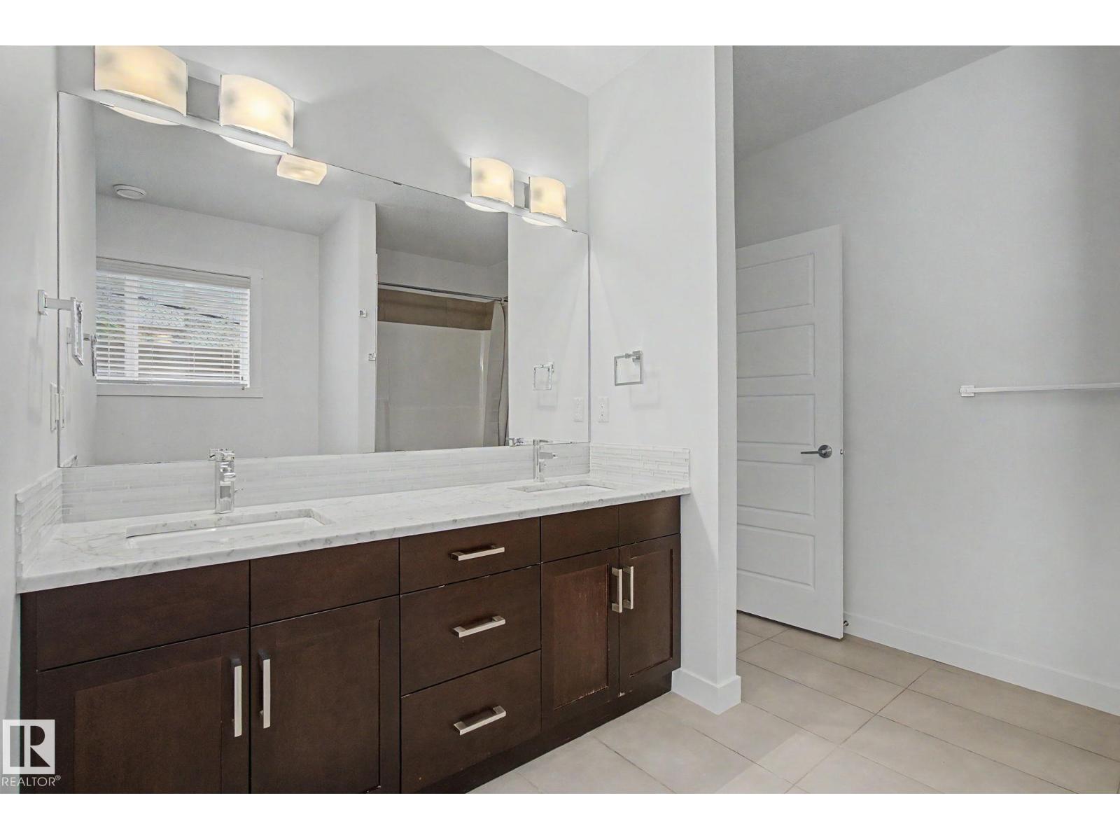 14 LOISELLE WY — photo 43