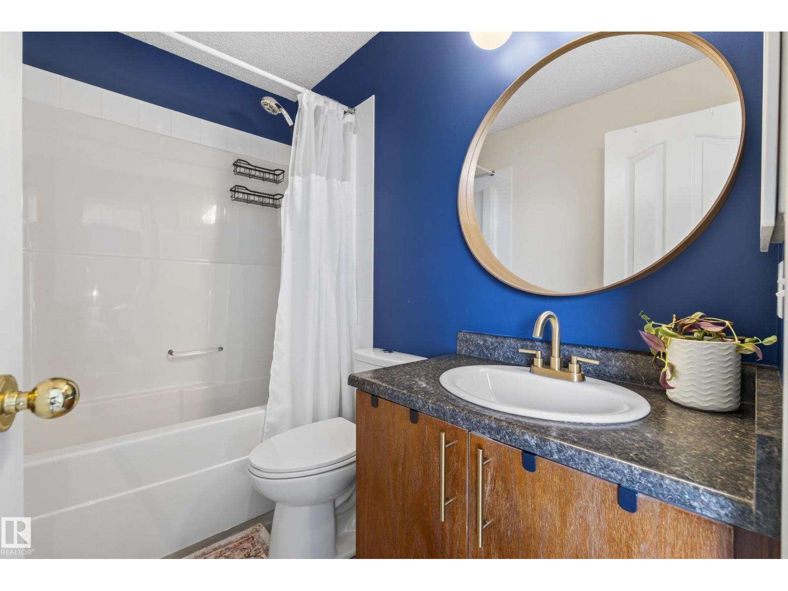 #57 3010 33 AV NW — photo 28