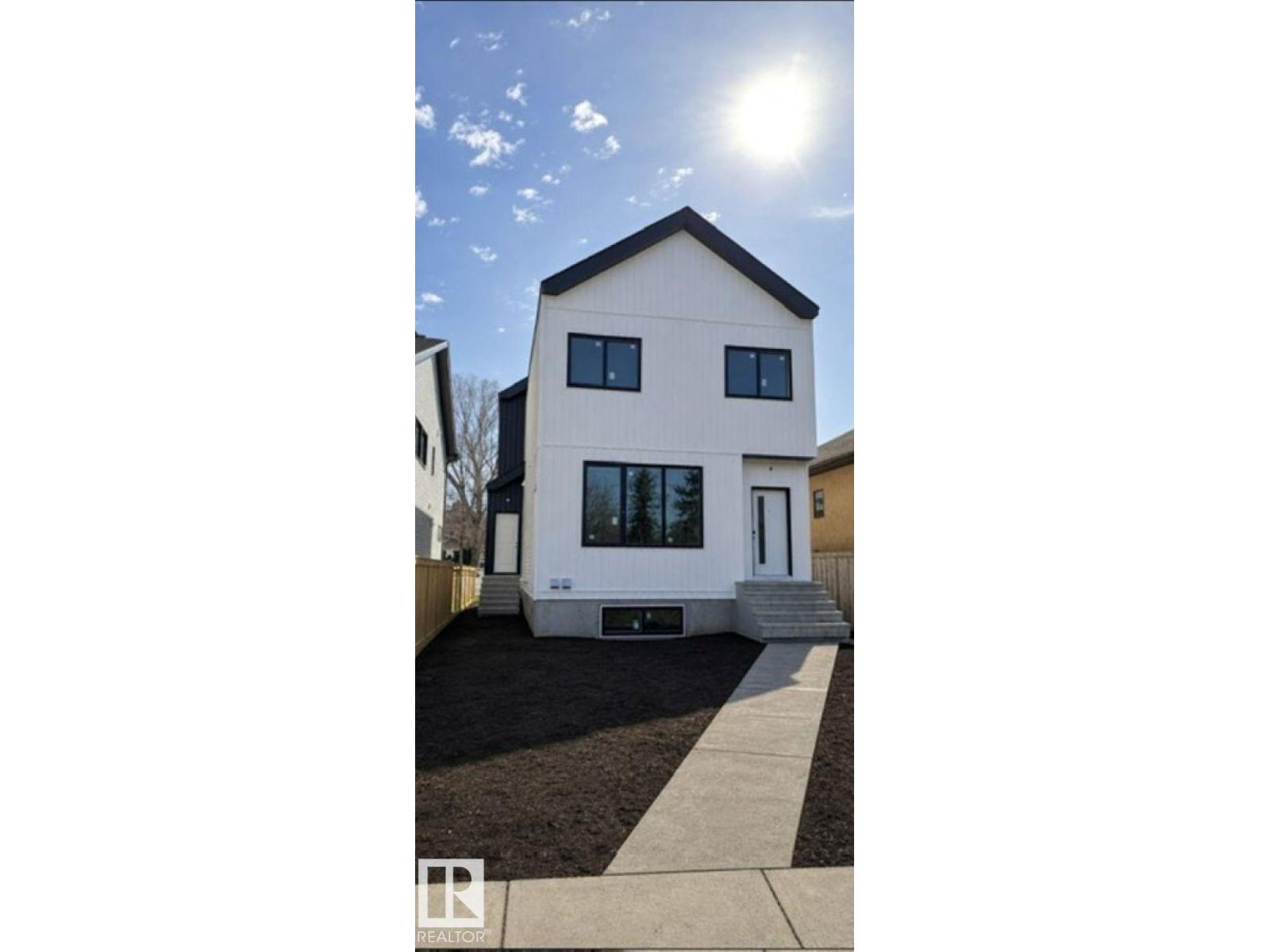 11336 130 ST NW - 2