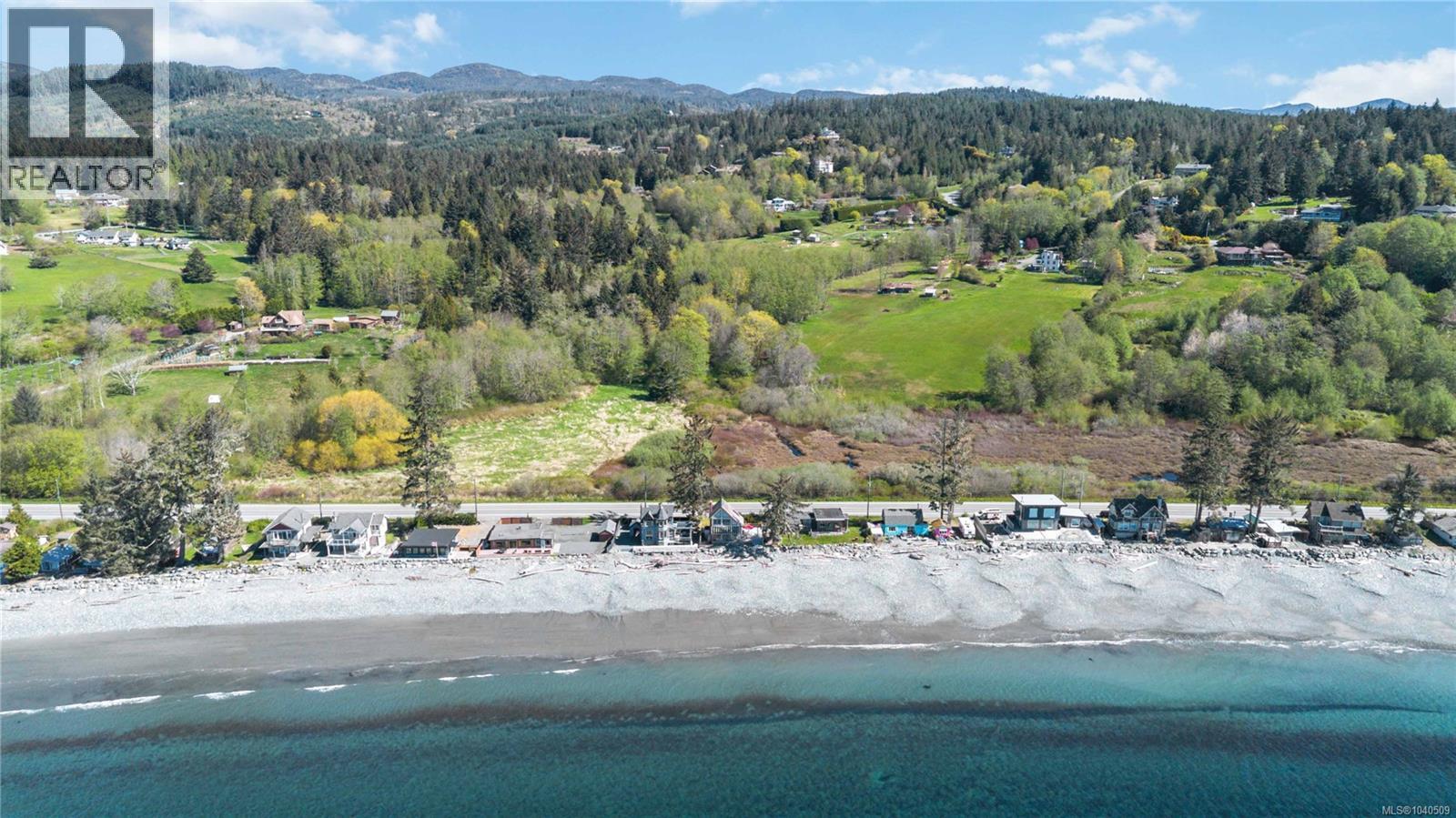 8719 West Coast Rd - 32