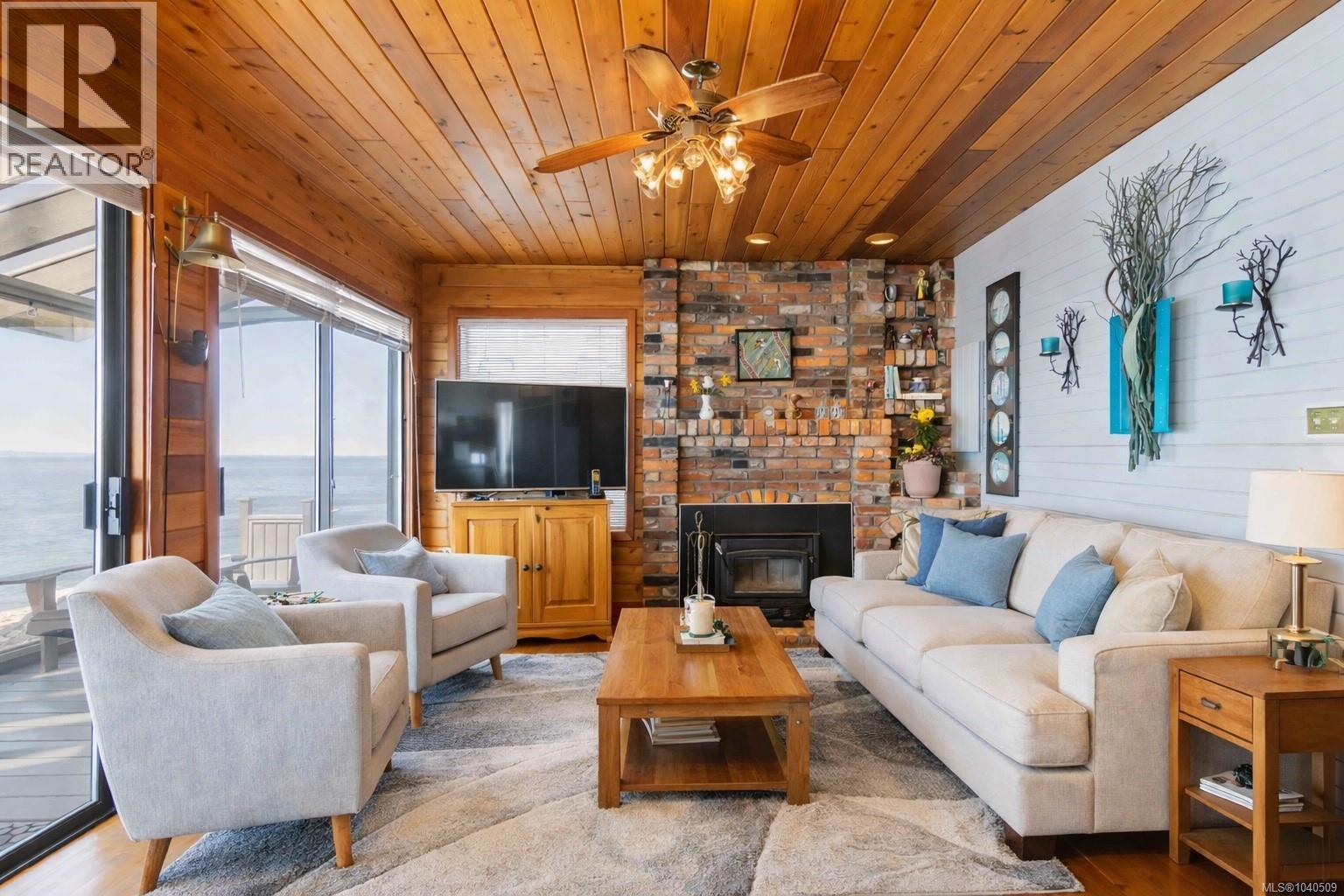 8719 West Coast Rd - 9