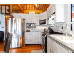 8719 West Coast Rd, Sooke, BC V9Z1H2 Photo 17