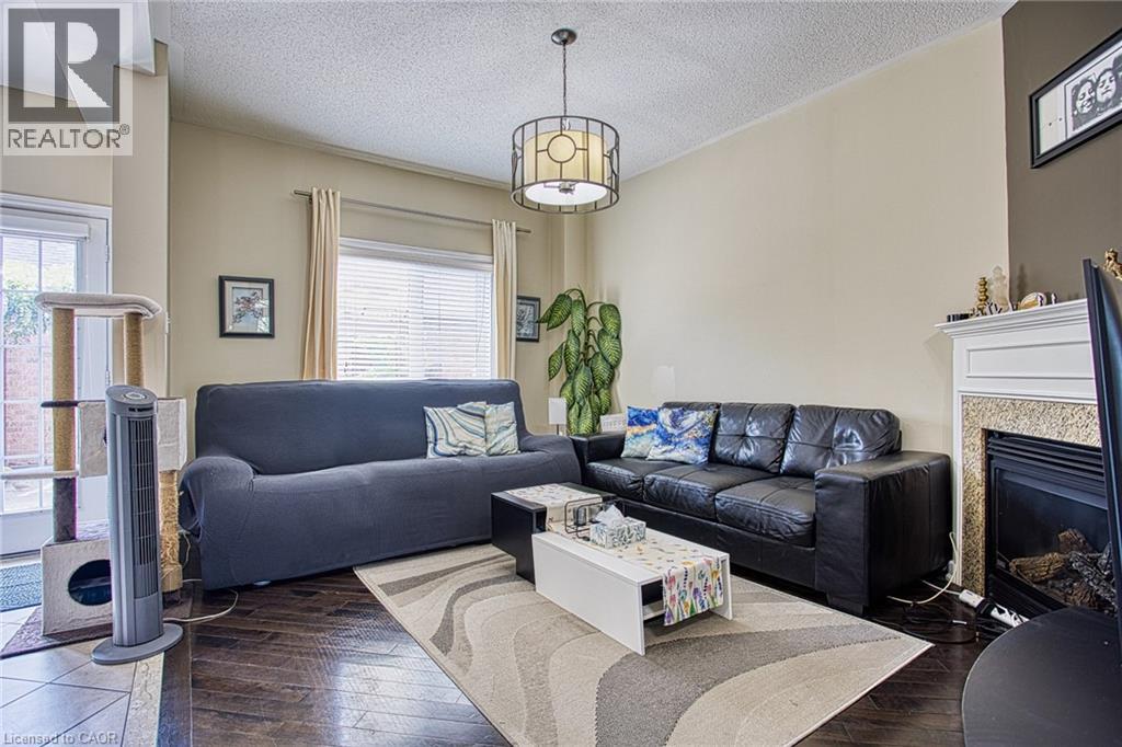206 SPRINGSTEAD Avenue - 11