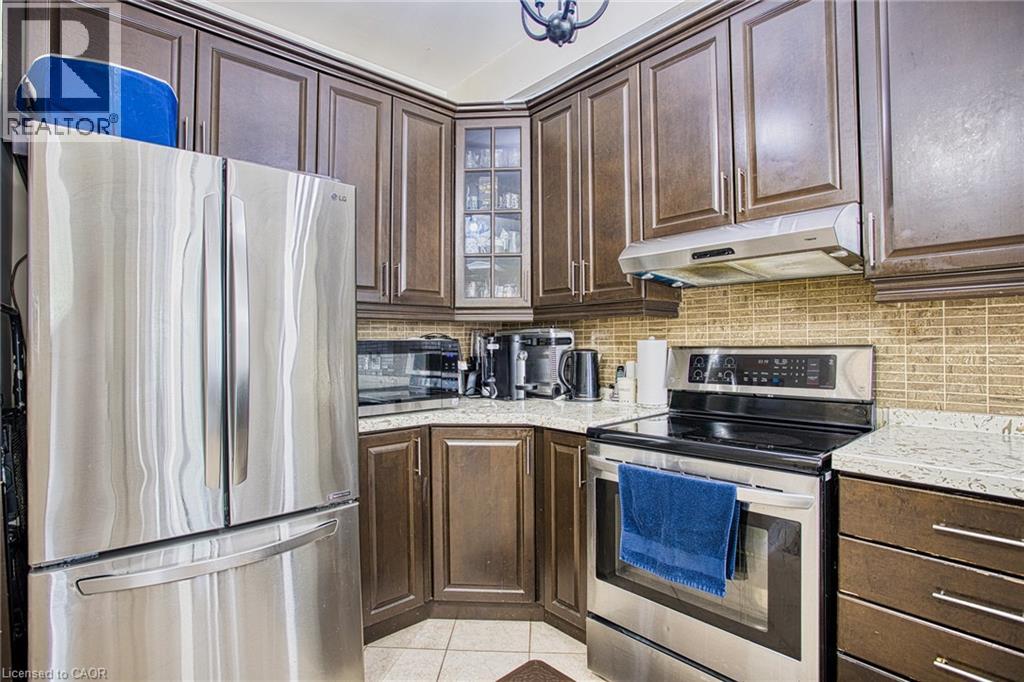 206 SPRINGSTEAD Avenue - 13