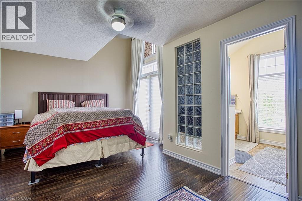 206 SPRINGSTEAD Avenue - 18