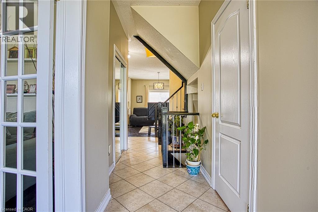 206 SPRINGSTEAD Avenue - 6