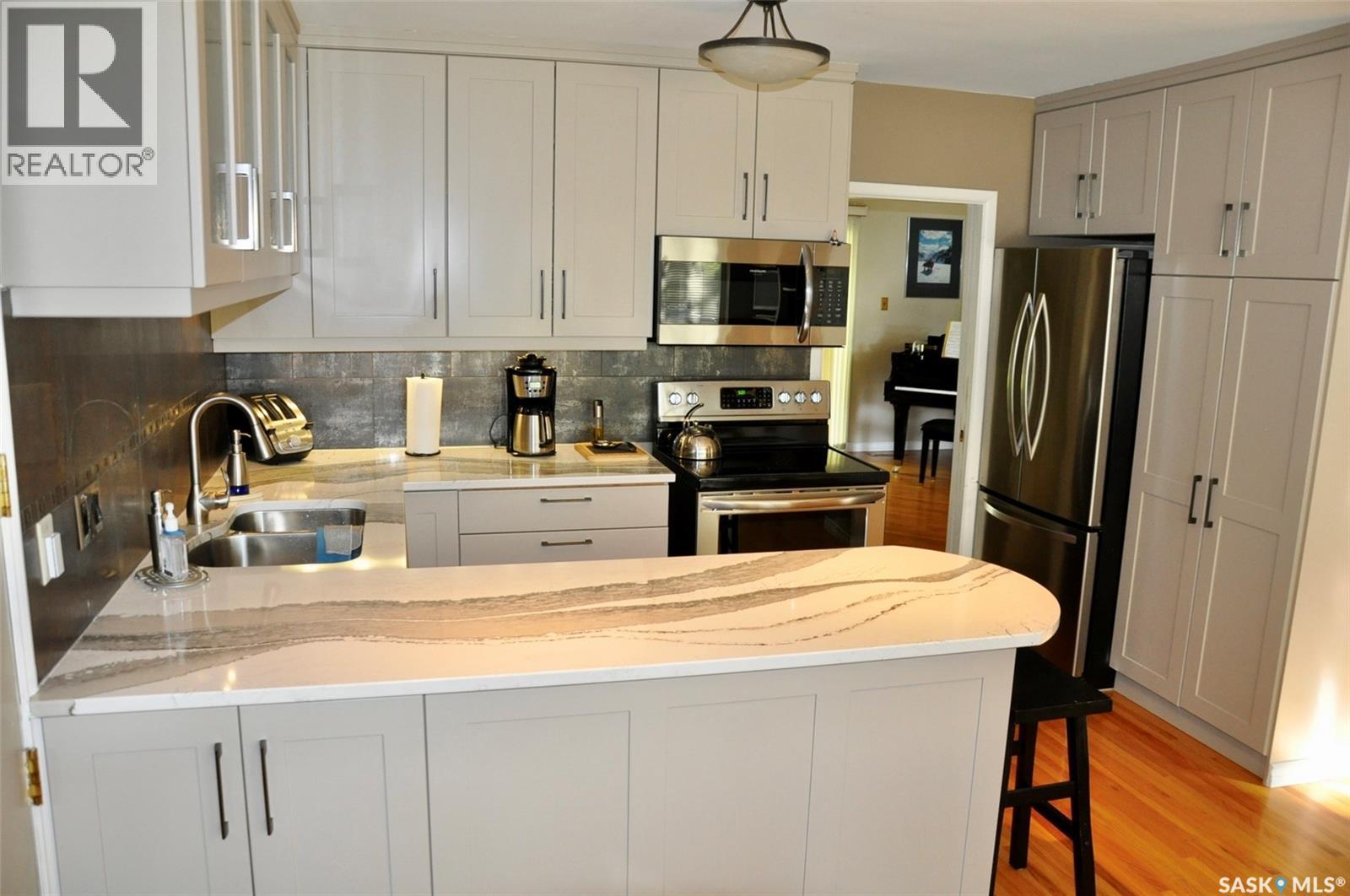 1 Maclean CRESCENT — photo 10