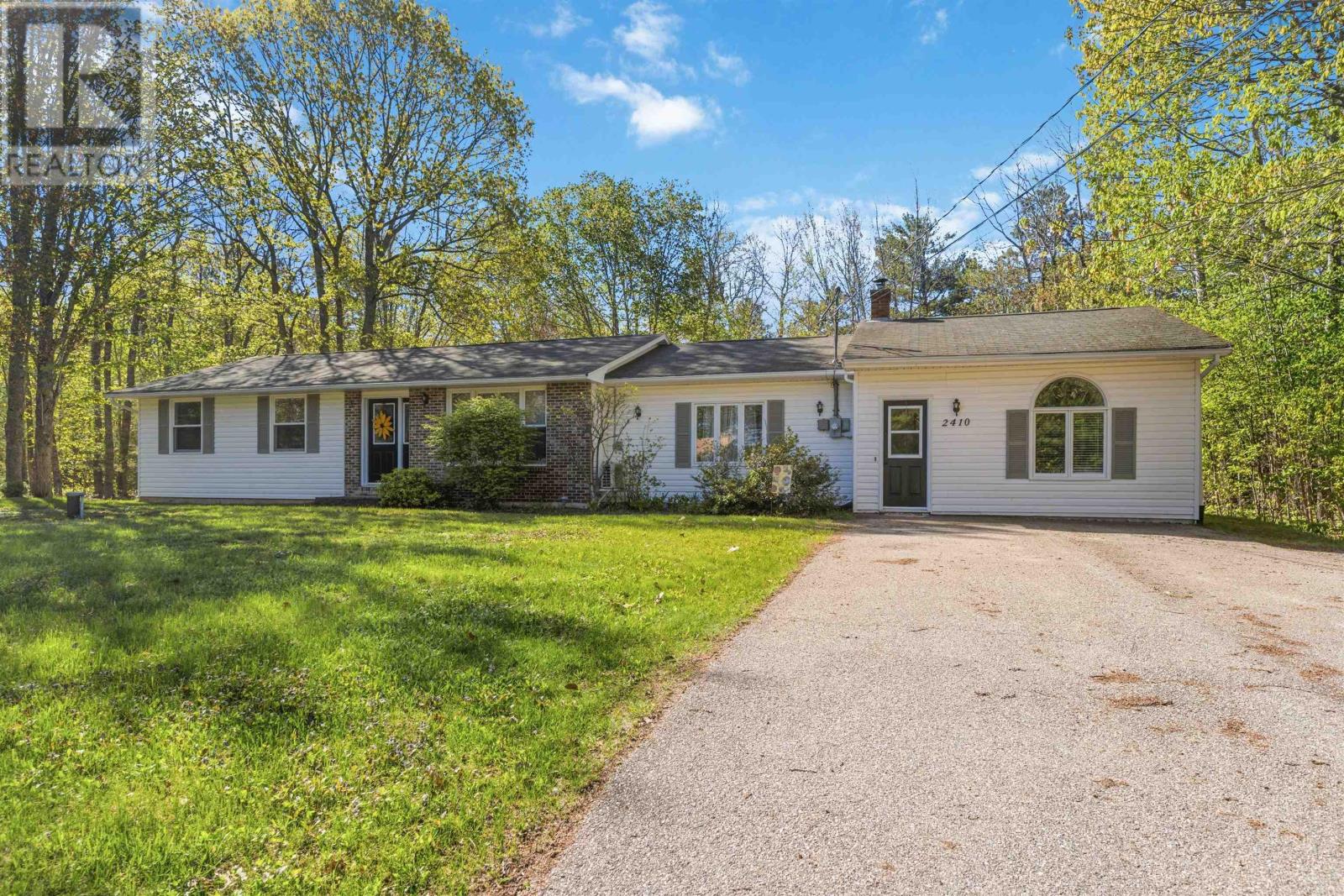 2410 Loretta Avenue - 3
