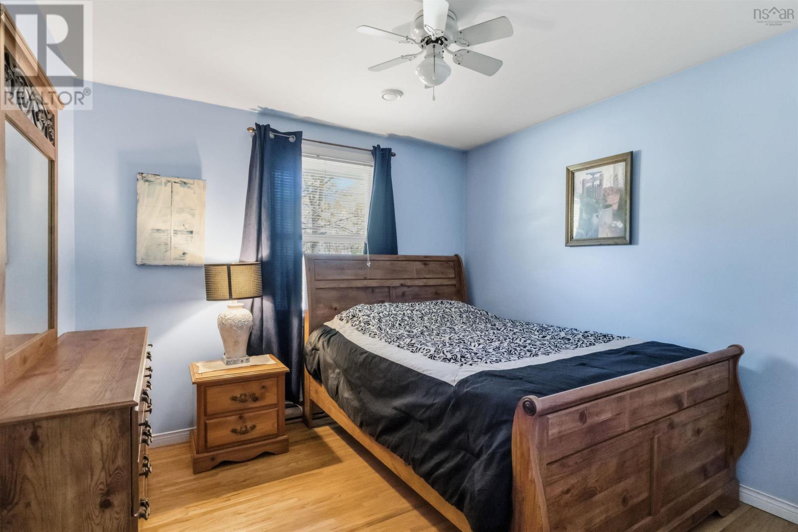 2410 Loretta Avenue - 22