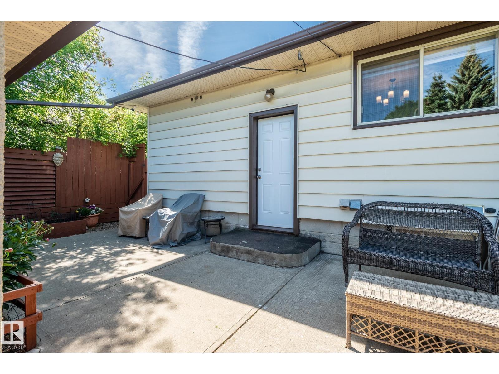 14708 108 AV NW — photo 40
