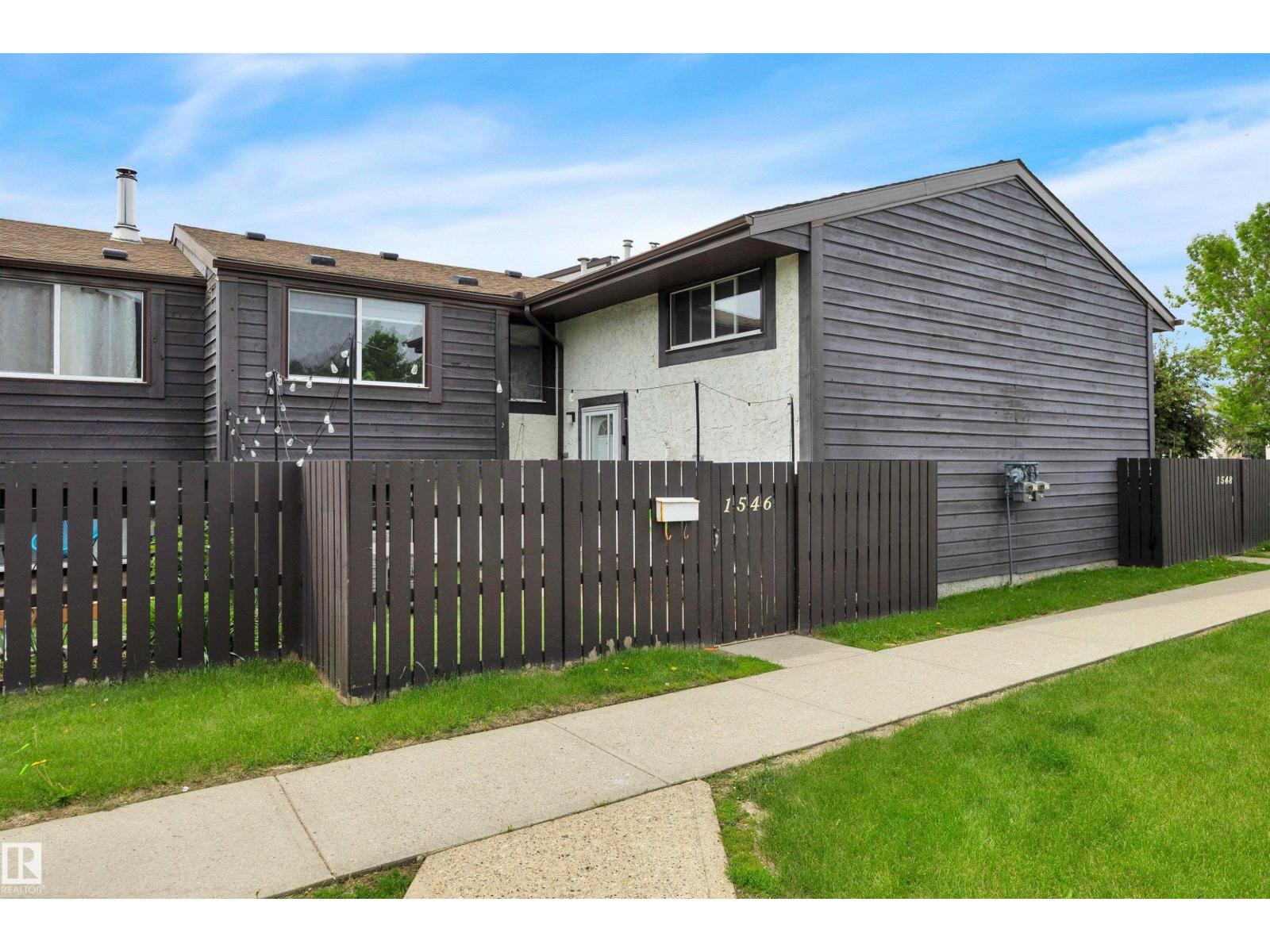 1546 69 ST NW - 1