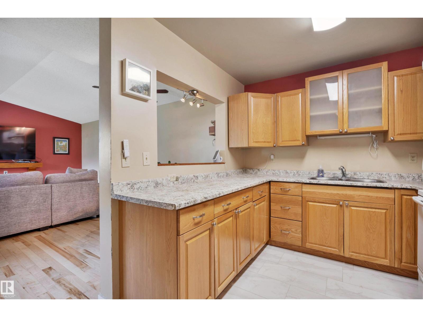 1546 69 ST NW - 12