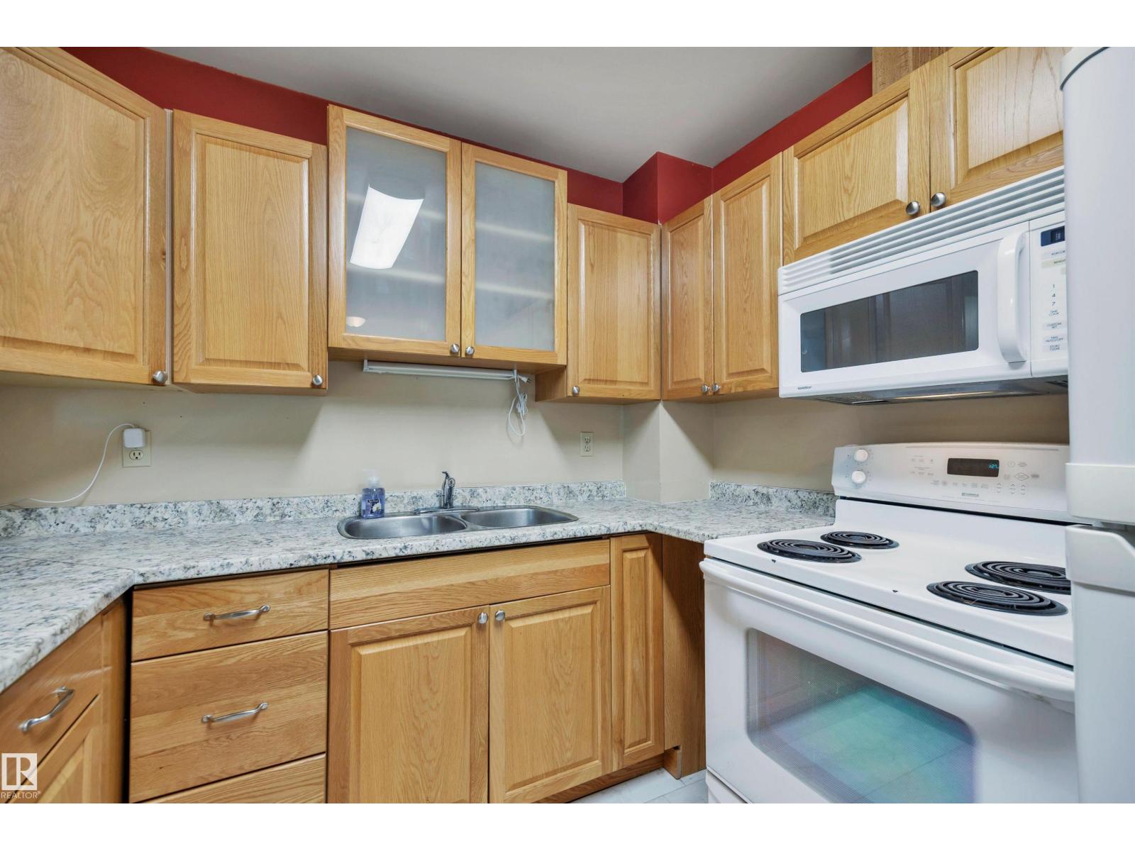 1546 69 ST NW - 13