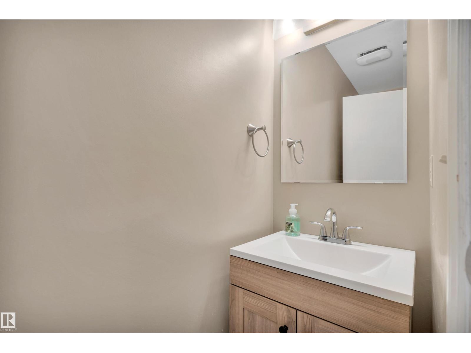 1546 69 ST NW - 16