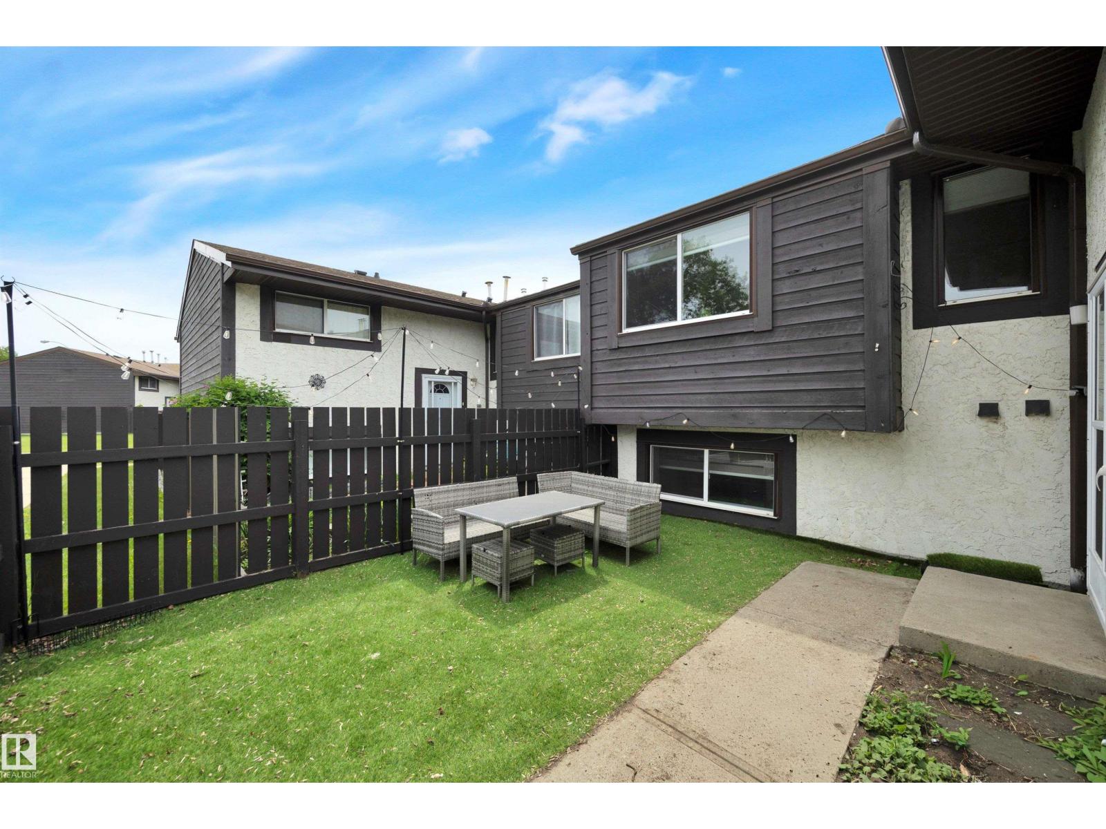 1546 69 ST NW - 32