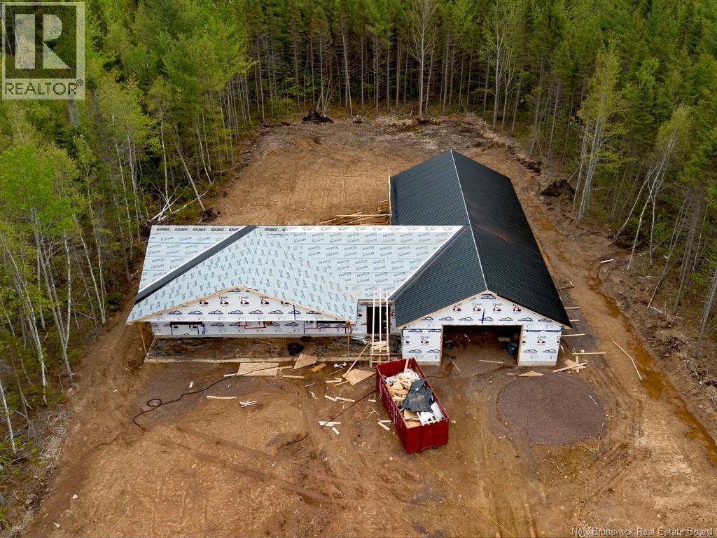 64 Maefield Street - 11