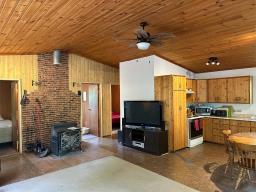 6 Village Crescent, Lac Du Bonnet, MB R0E1A0 Photo 11