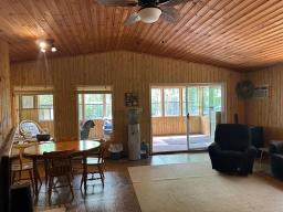 6 Village Crescent, Lac Du Bonnet, MB R0E1A0 Photo 17