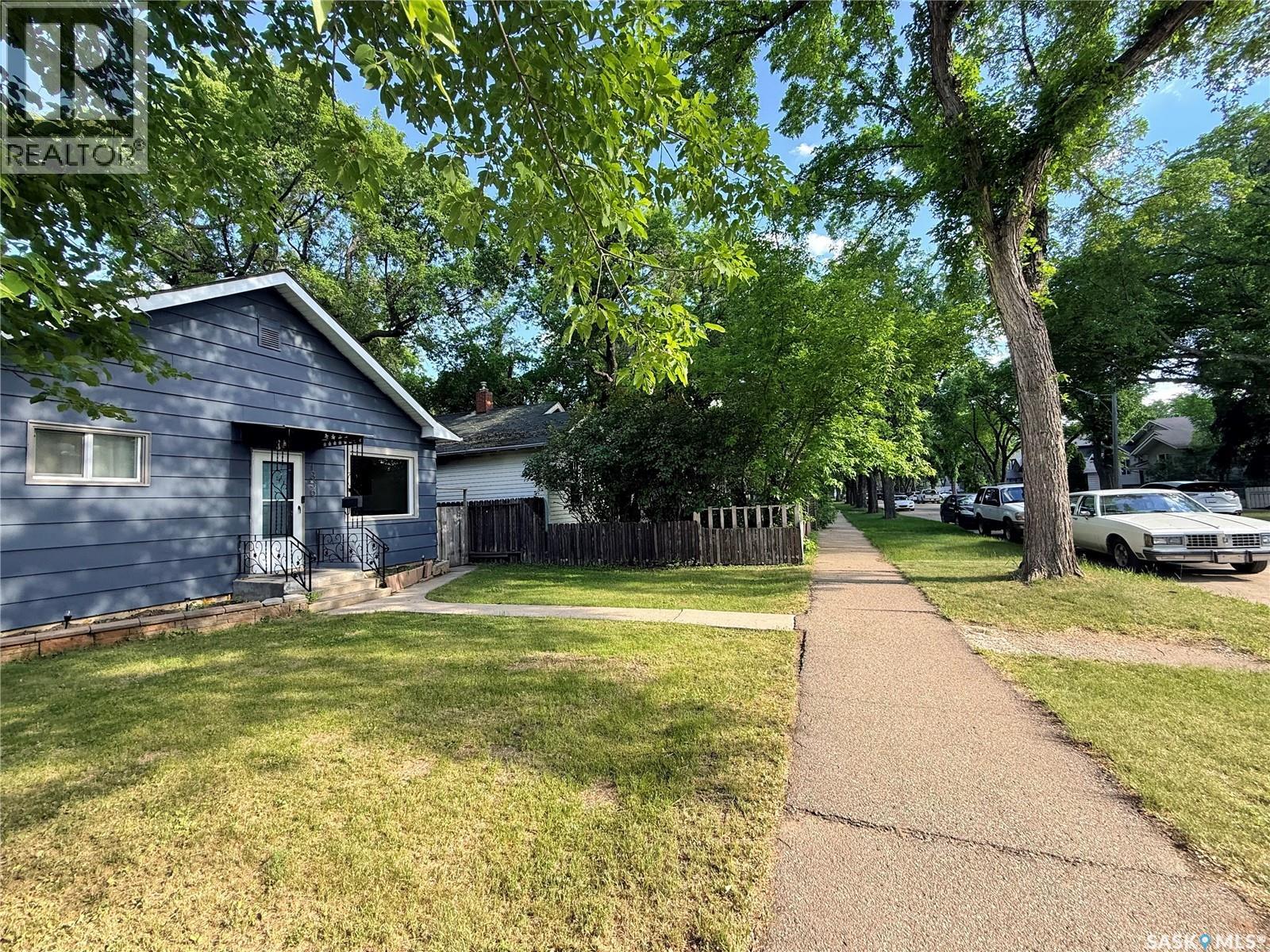 1336 D AVENUE N - photo 3