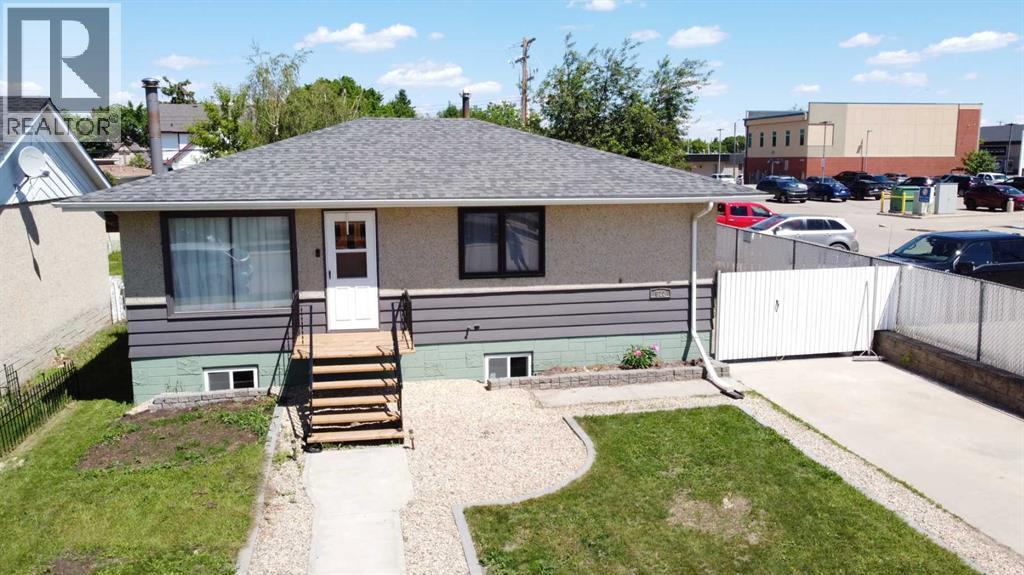 922 5 Avenue - photo 2