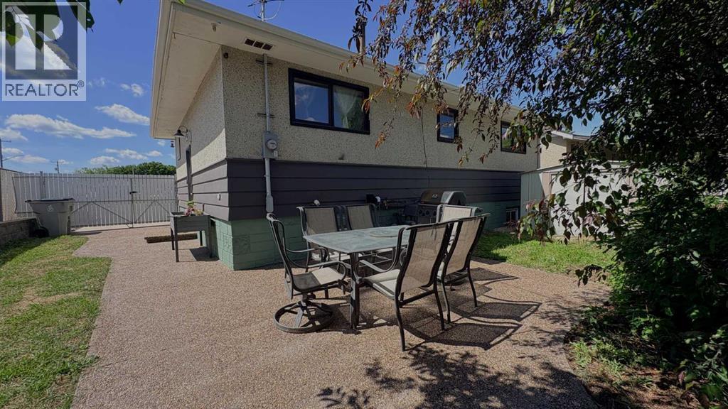 Patio area! (private)
