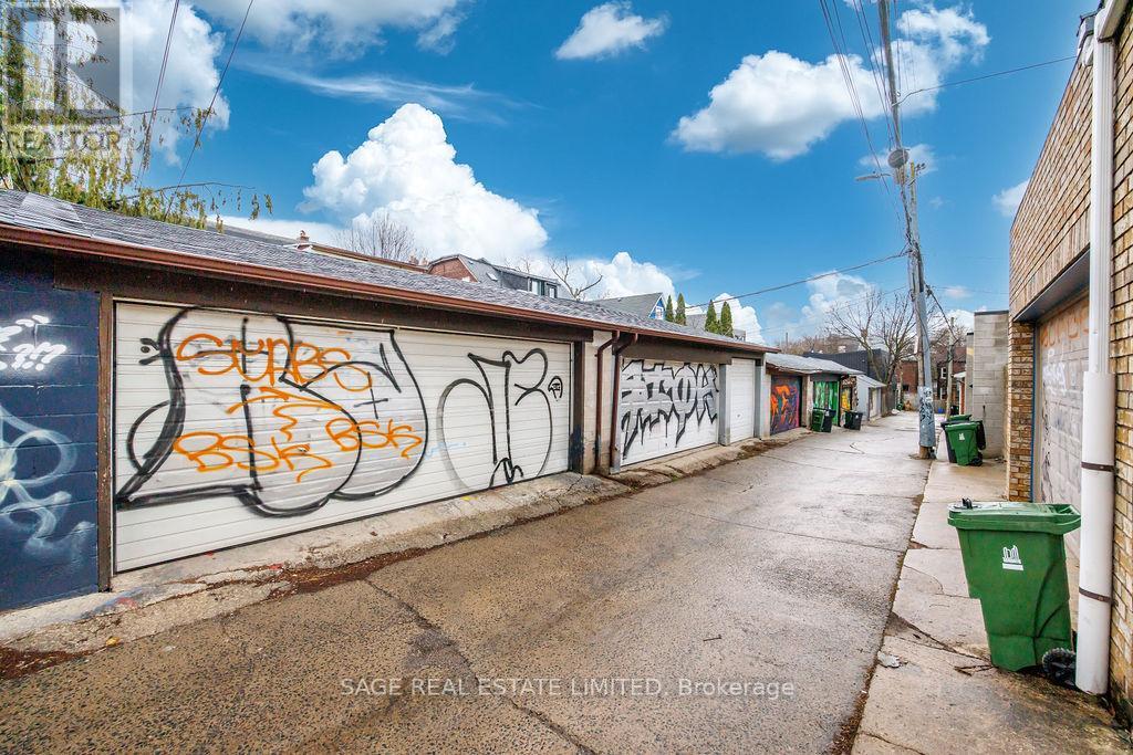 276* CRAWFORD STREET - 23