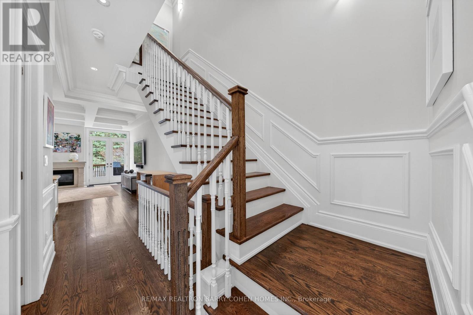 760B AVENUE ROAD - 21