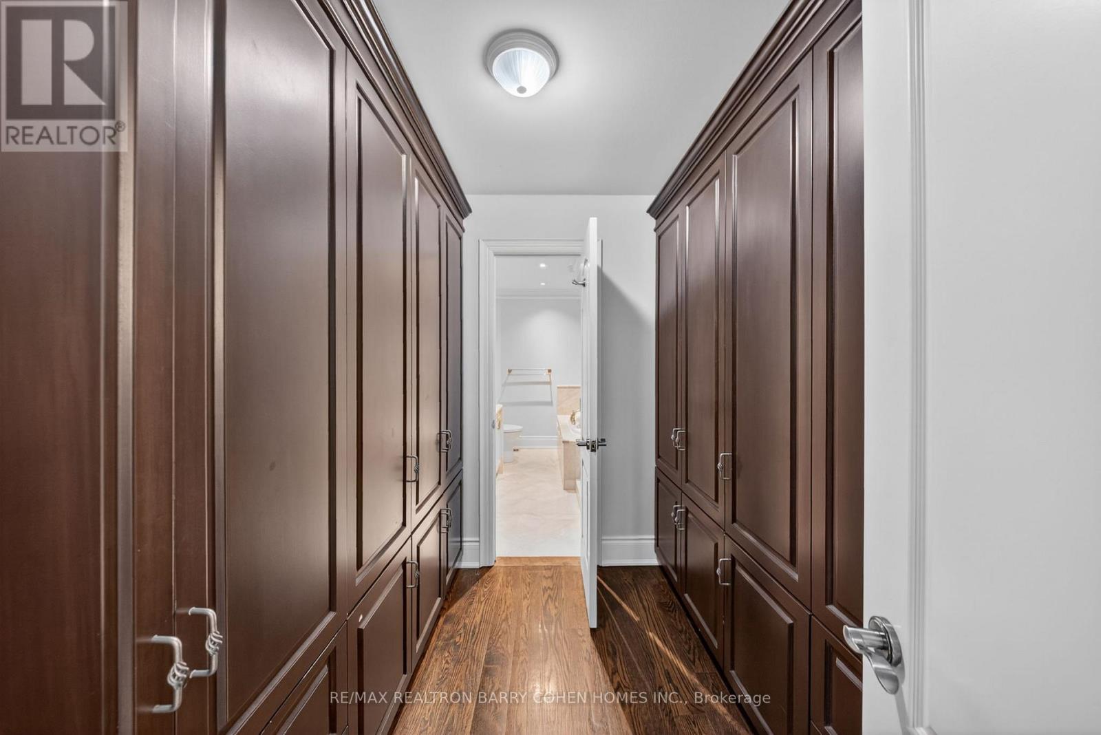 760B AVENUE ROAD - 27