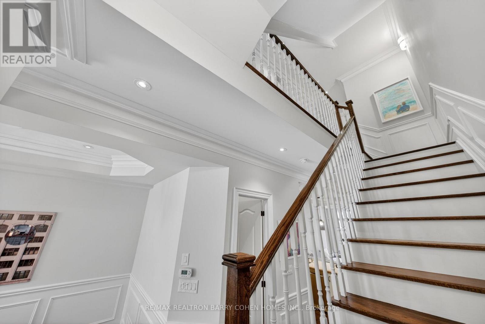 760B AVENUE ROAD - 34