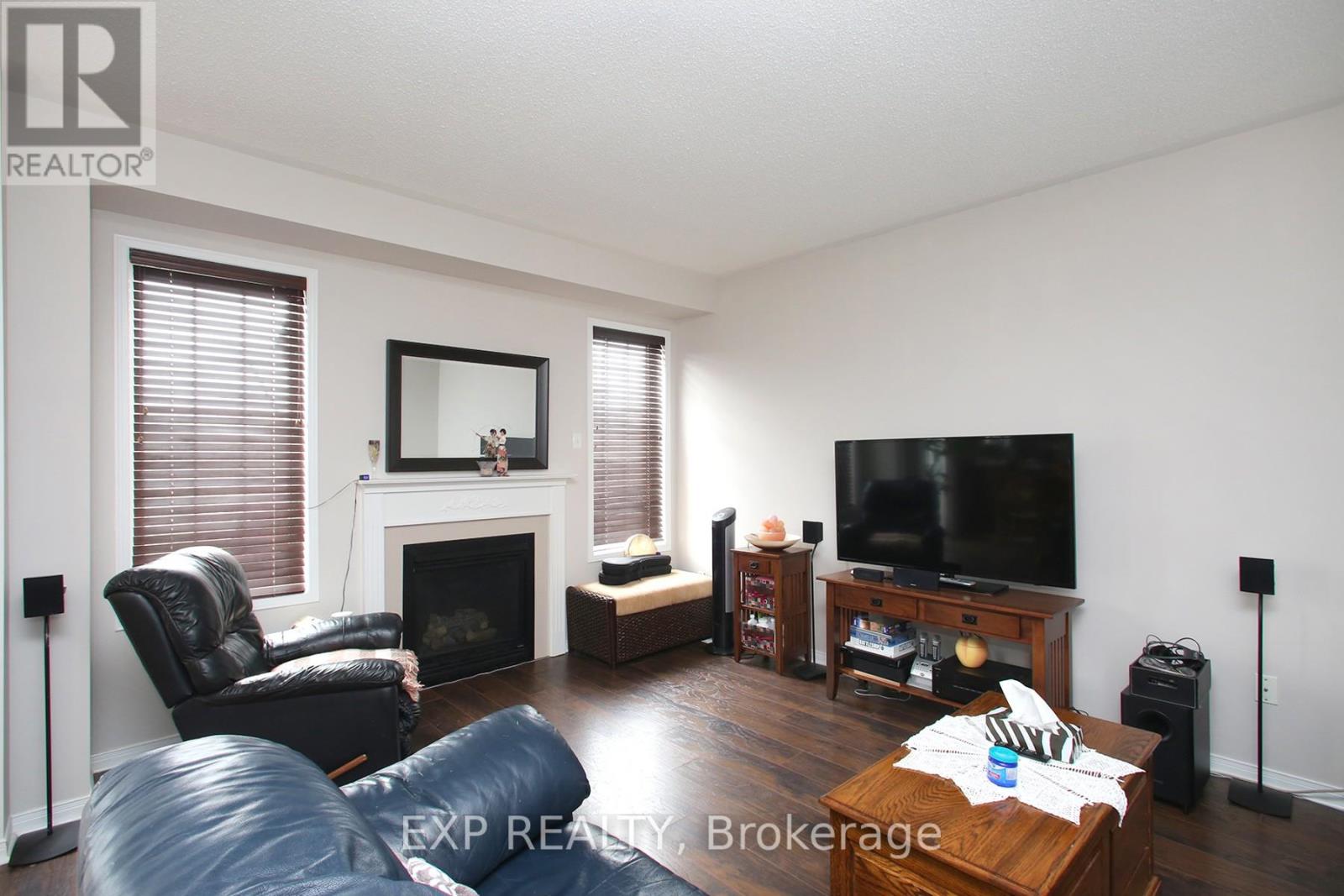 1335 LANGLEY CIRCLE - 13