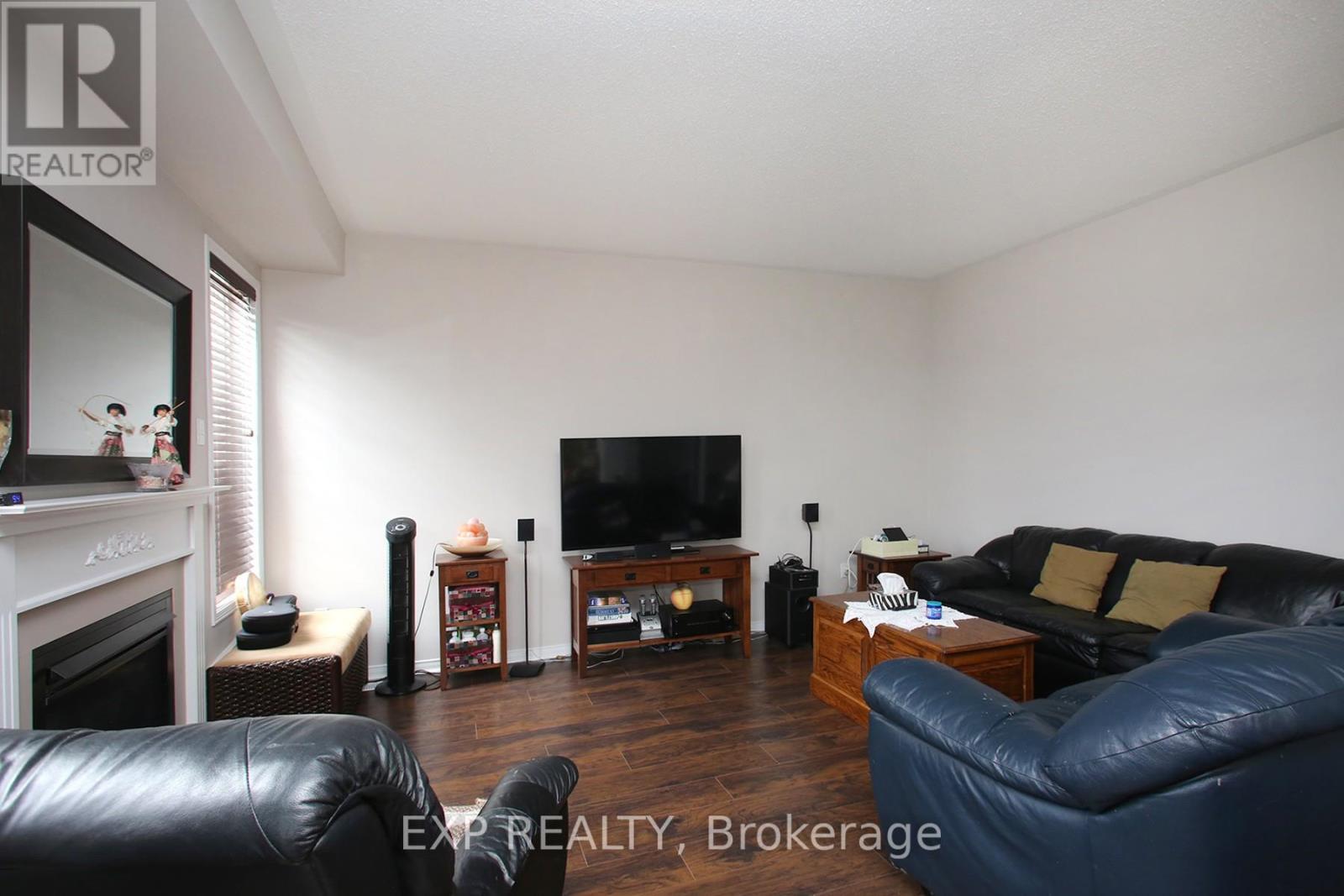 1335 LANGLEY CIRCLE - 15