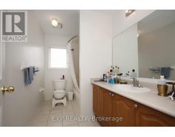 1335 Langley Circle, Oshawa, ON L1K0E2 Photo 24