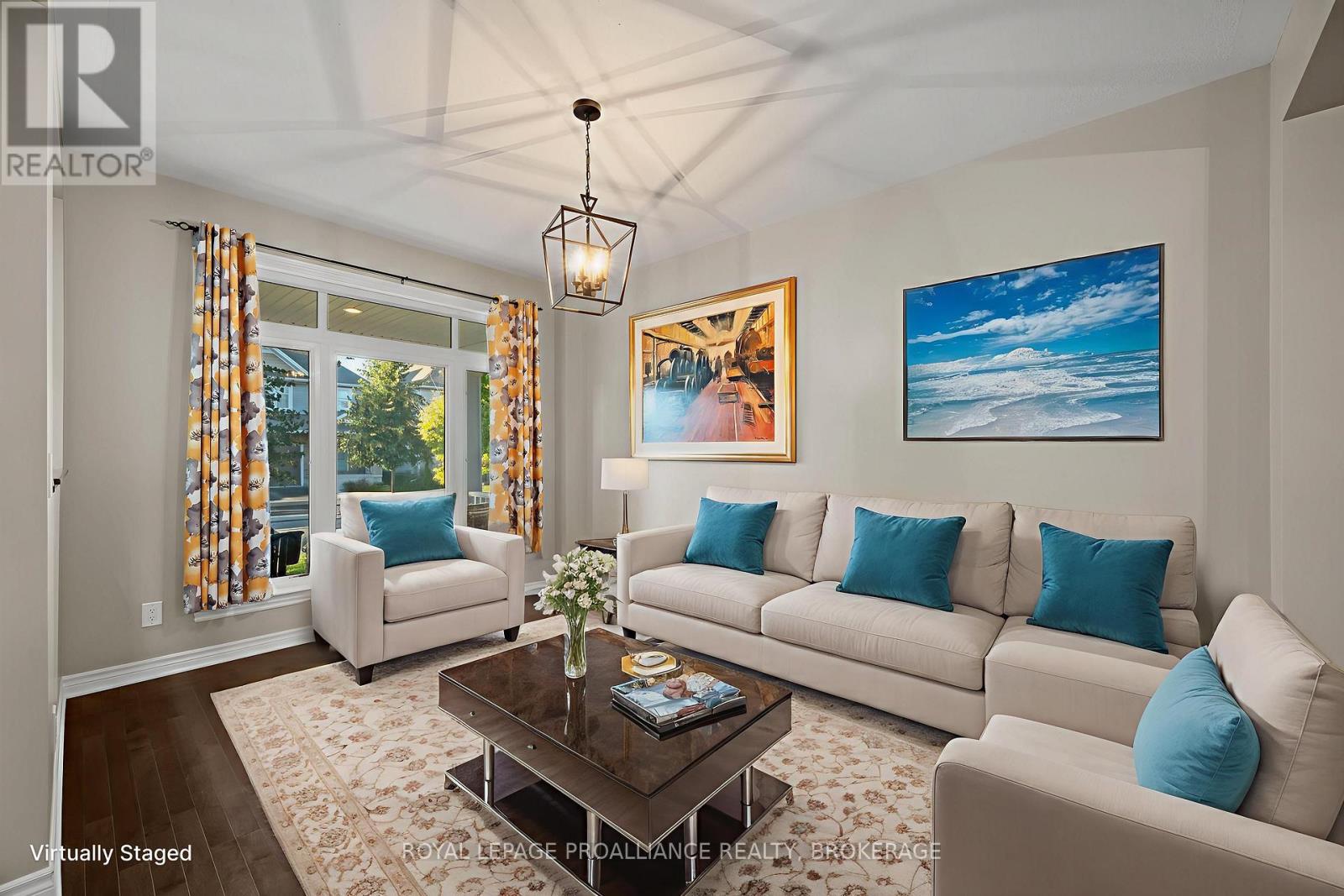 675 FIELDSTONE DRIVE - 5