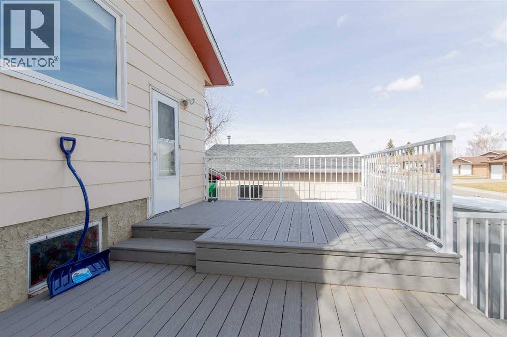 667 21 Street — photo 44