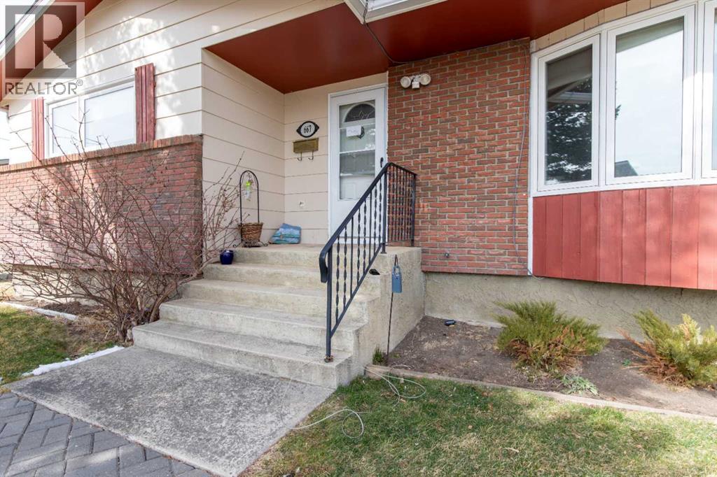 667 21 Street — photo 47