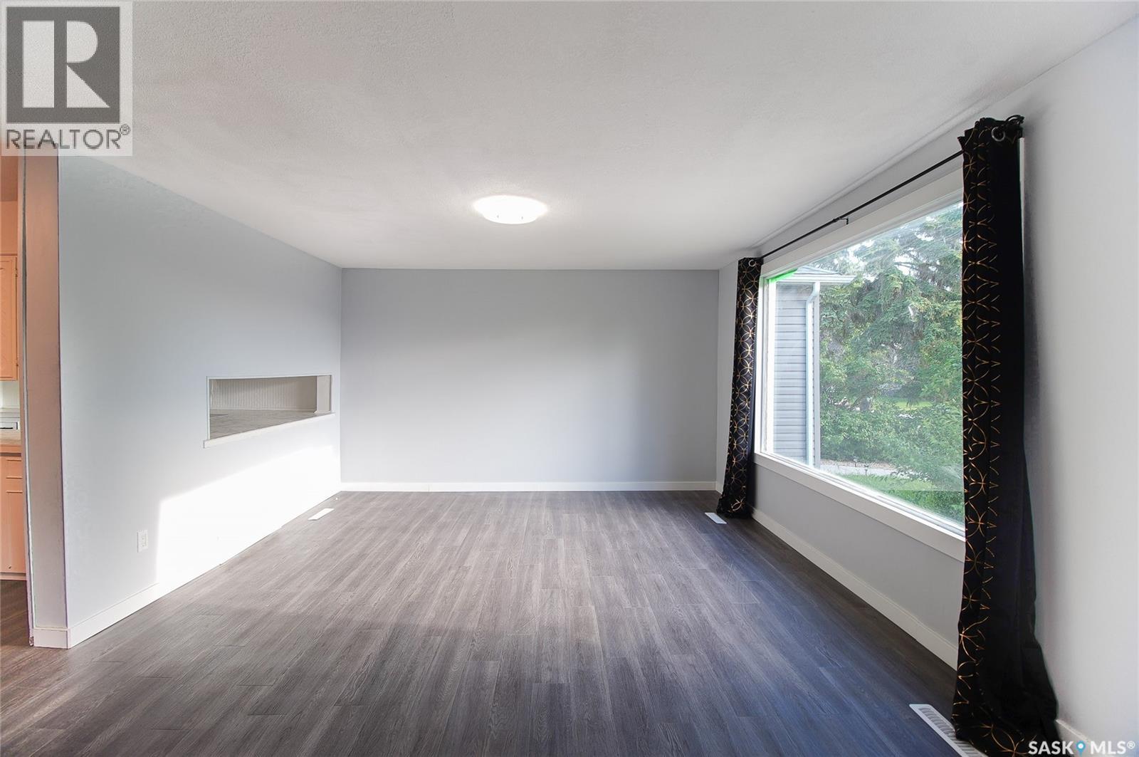 425 Montreal STREET — photo 6