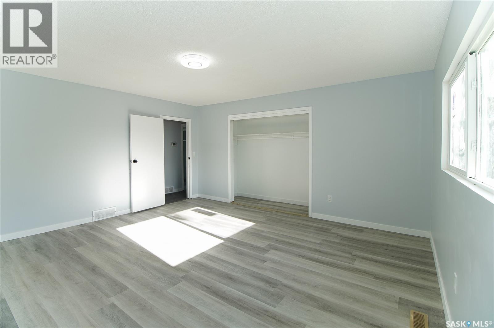 425 Montreal STREET — photo 20