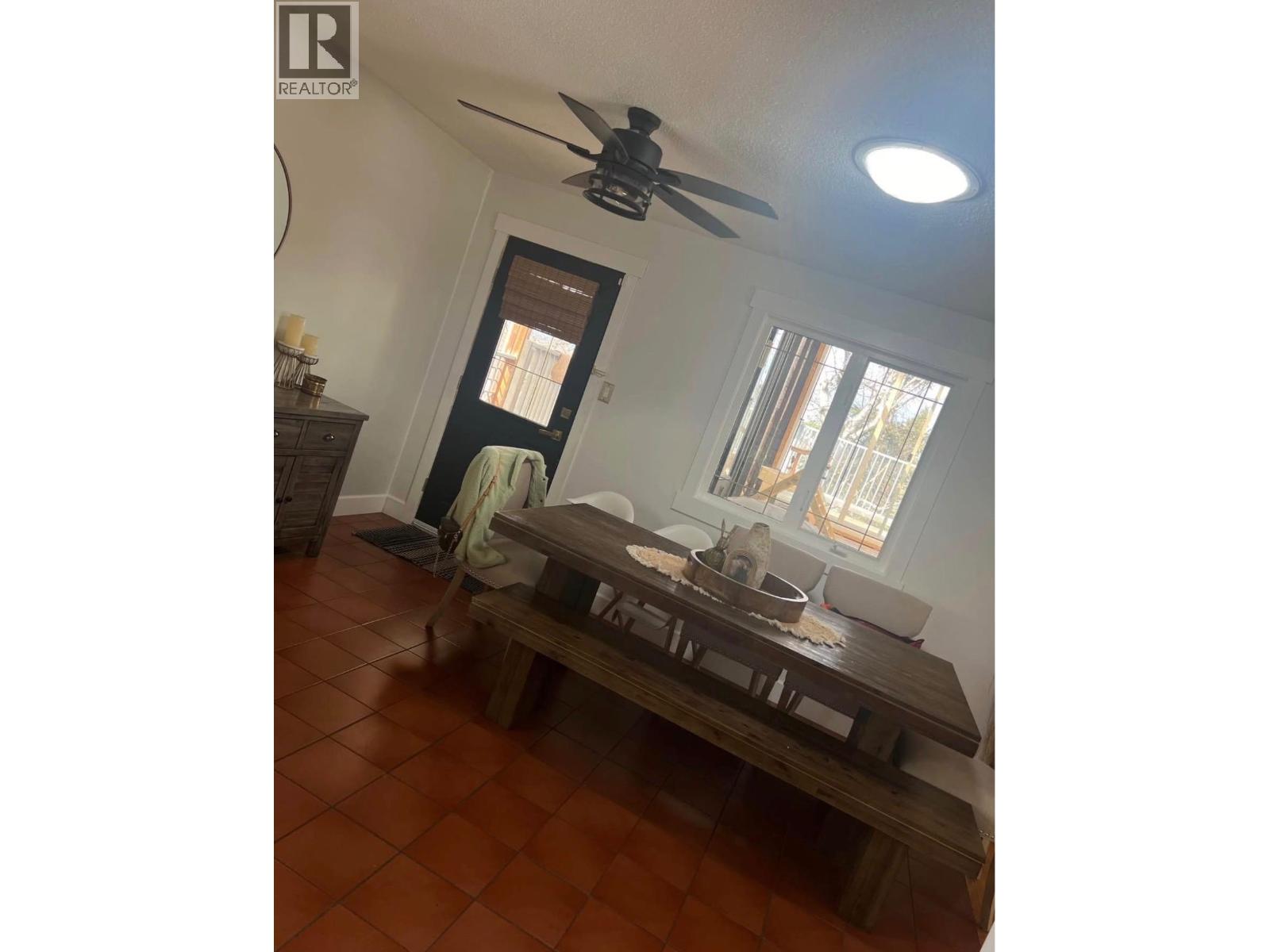 2725 NORWOOD STREET - 8