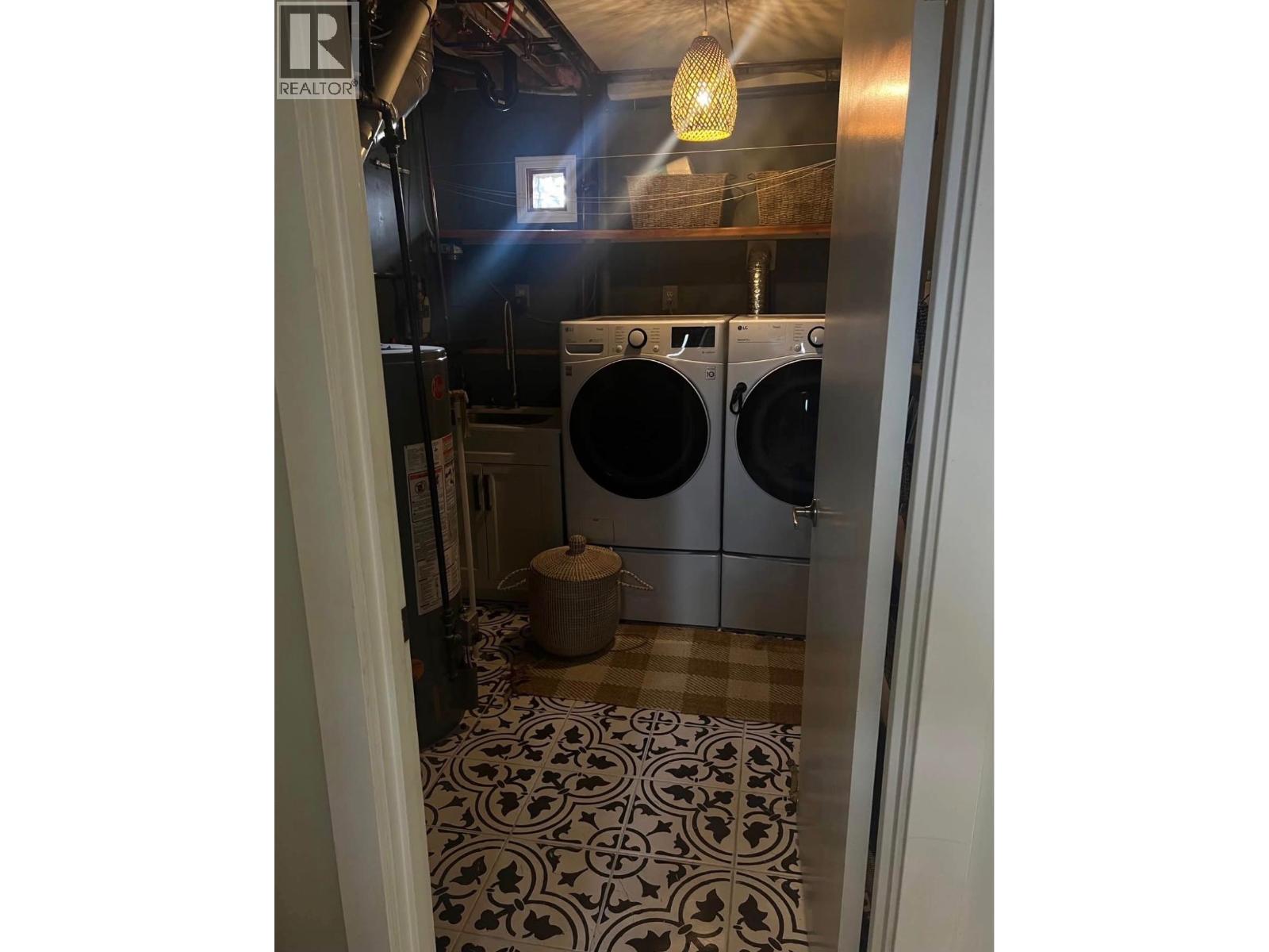2725 NORWOOD STREET - 26