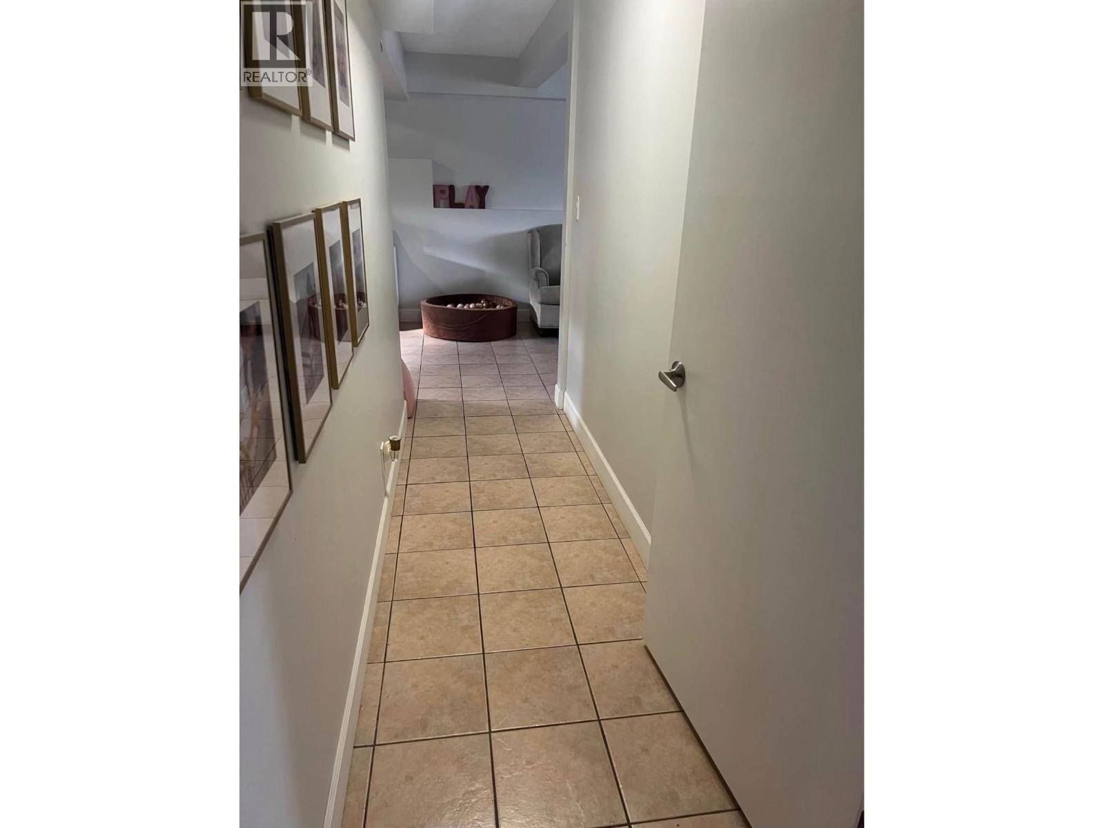 2725 NORWOOD STREET - 27