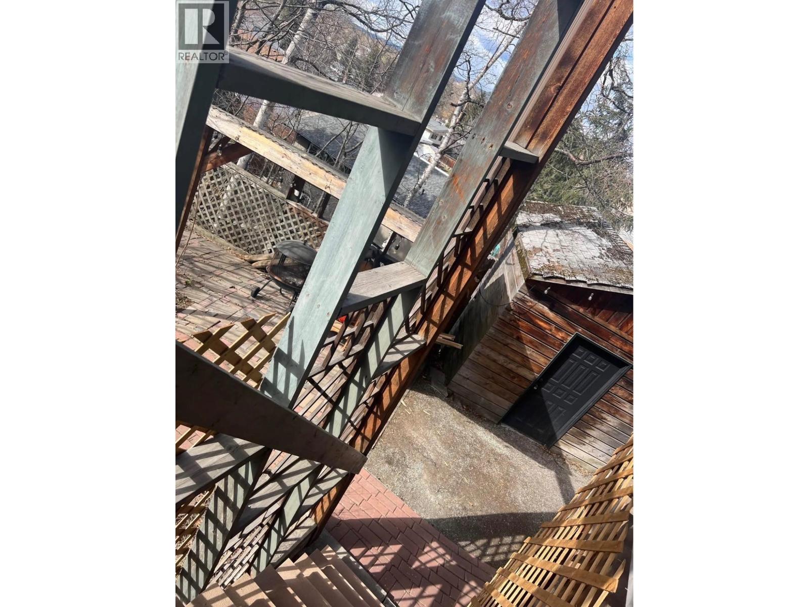 2725 NORWOOD STREET - 34