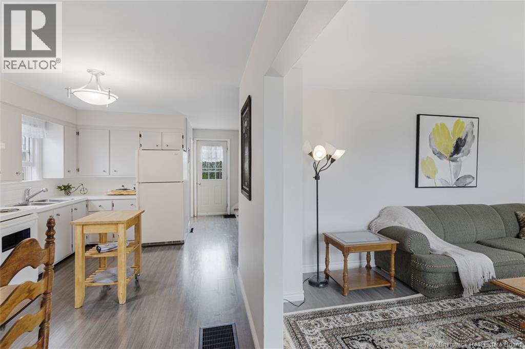 86 Armour Street - 8