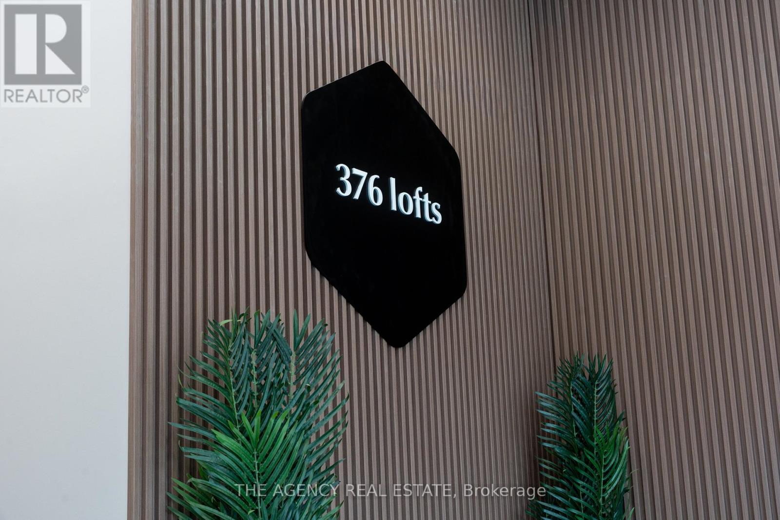 376 RICHMOND STREET - 2