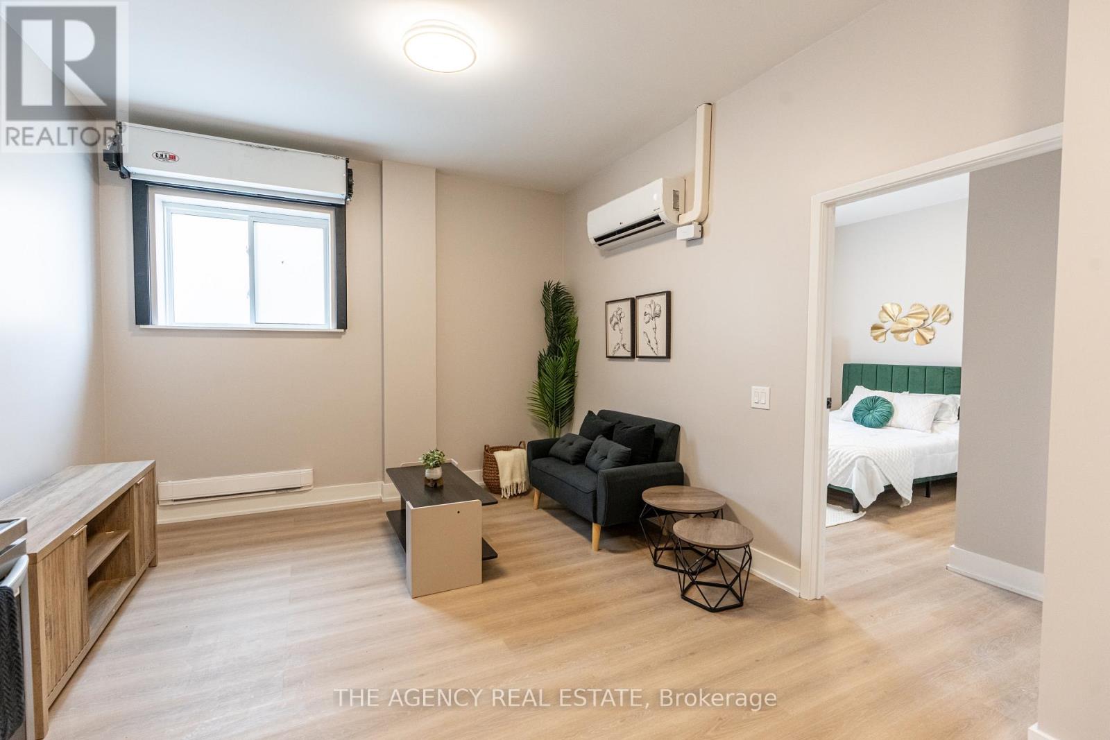 376 RICHMOND STREET - 6