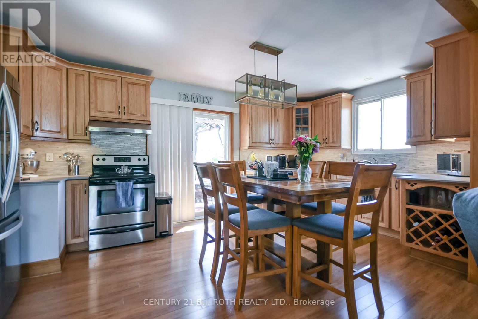 671 SIMCOE ROAD - 12