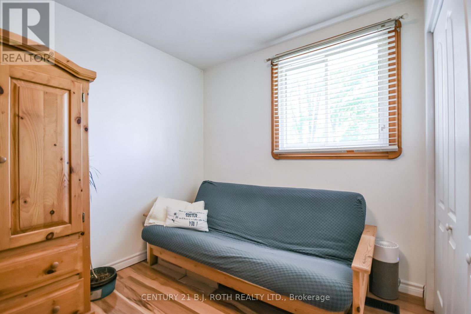 671 SIMCOE ROAD - 22