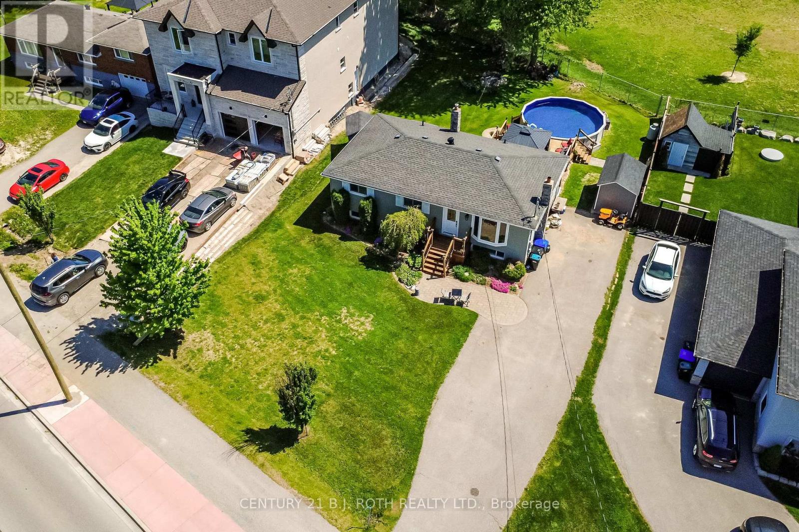 671 SIMCOE ROAD - 3
