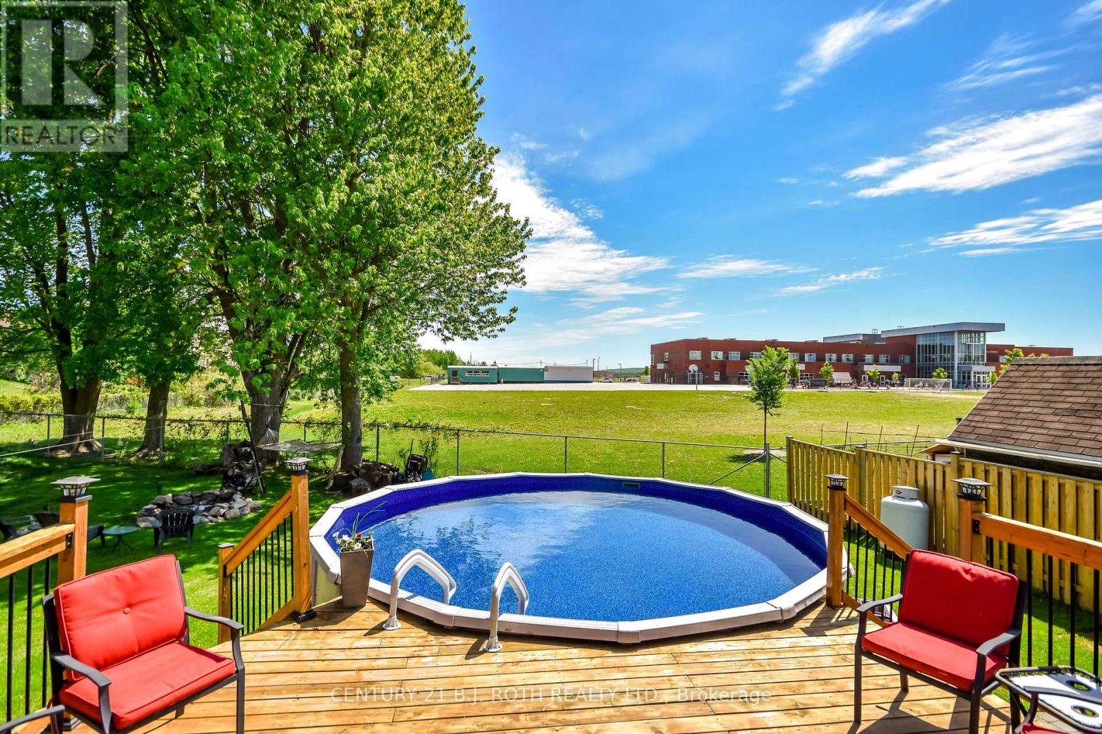 671 SIMCOE ROAD - 39