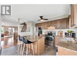 90 Magpie Way, Whitby, ON L1N0K5 Photo 17